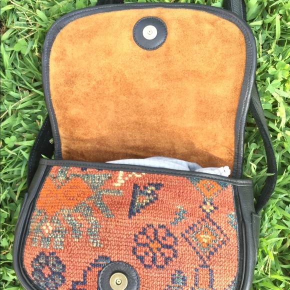 REEVES LEATHER SADDLE BAG PURSE EMBROIDERED SUEDE - Picture 4 of 8